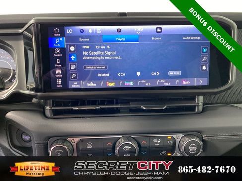 New 2025 Jeep Wrangler Rubicon w/ Steel Bumper Group image 20