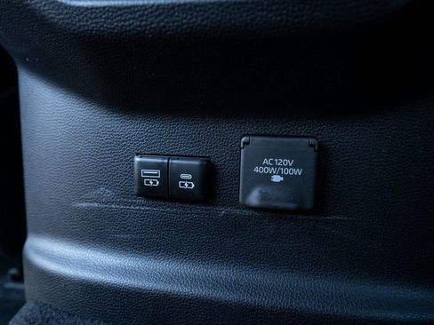 New 2025 Toyota Tundra Platinum image 40