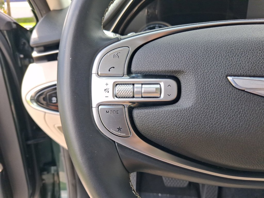 Used 2022 Genesis GV70 2.5T w/ Select Package AWD/4WD image 19