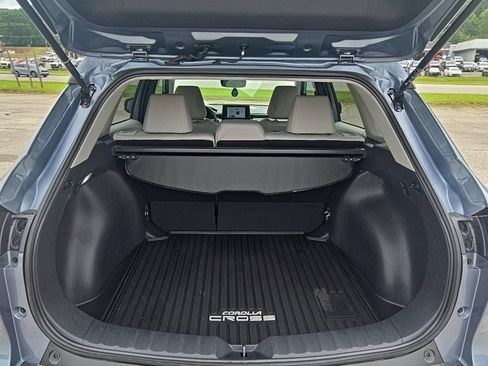 Used 2026 Toyota Corolla Cross LE w/ Moonroof Package FWD image 24