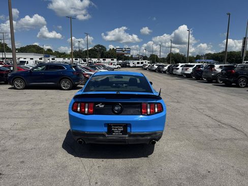 Used 2010 Ford Mustang GT RWD image 4
