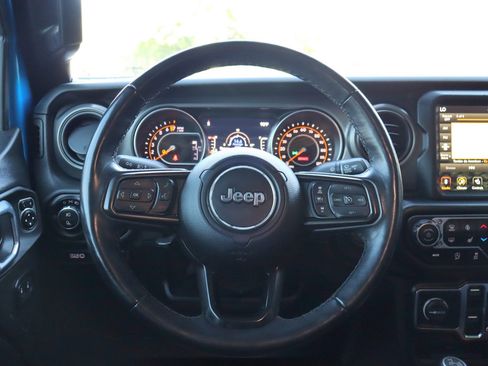 Used 2022 Jeep Gladiator Sport AWD/4WD image 22
