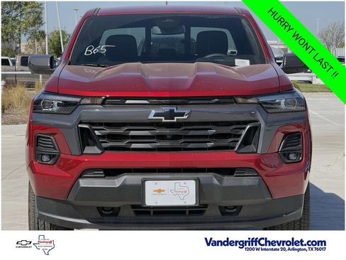 New 2026 Chevrolet Colorado LT w/ LT Convenience Package AWD/4WD image 7