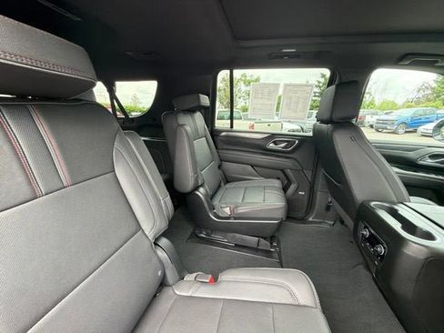 Used 2024 Chevrolet Suburban RST w/ Sport Performance Package AWD/4WD image 21