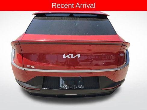 Used 2024 Kia EV6 Light RWD image 5
