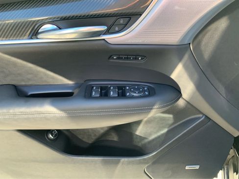 Used 2020 Cadillac XT6 Sport image 13