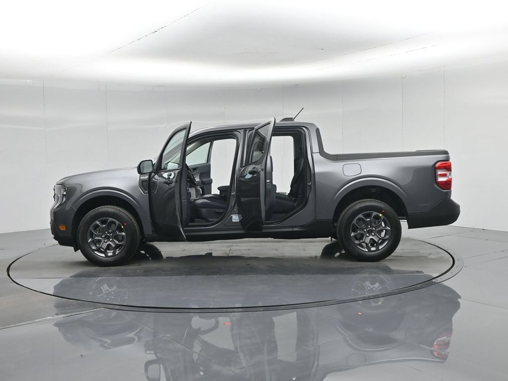 Certified 2026 Ford Maverick XLT FWD image 35