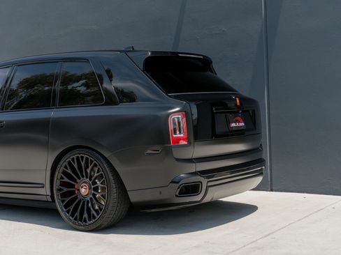 Used 2021 Rolls-Royce Cullinan AWD/4WD image 15
