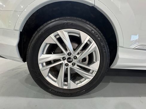 Used 2023 Audi Q7 2.0T Premium w/ Convenience Package image 58