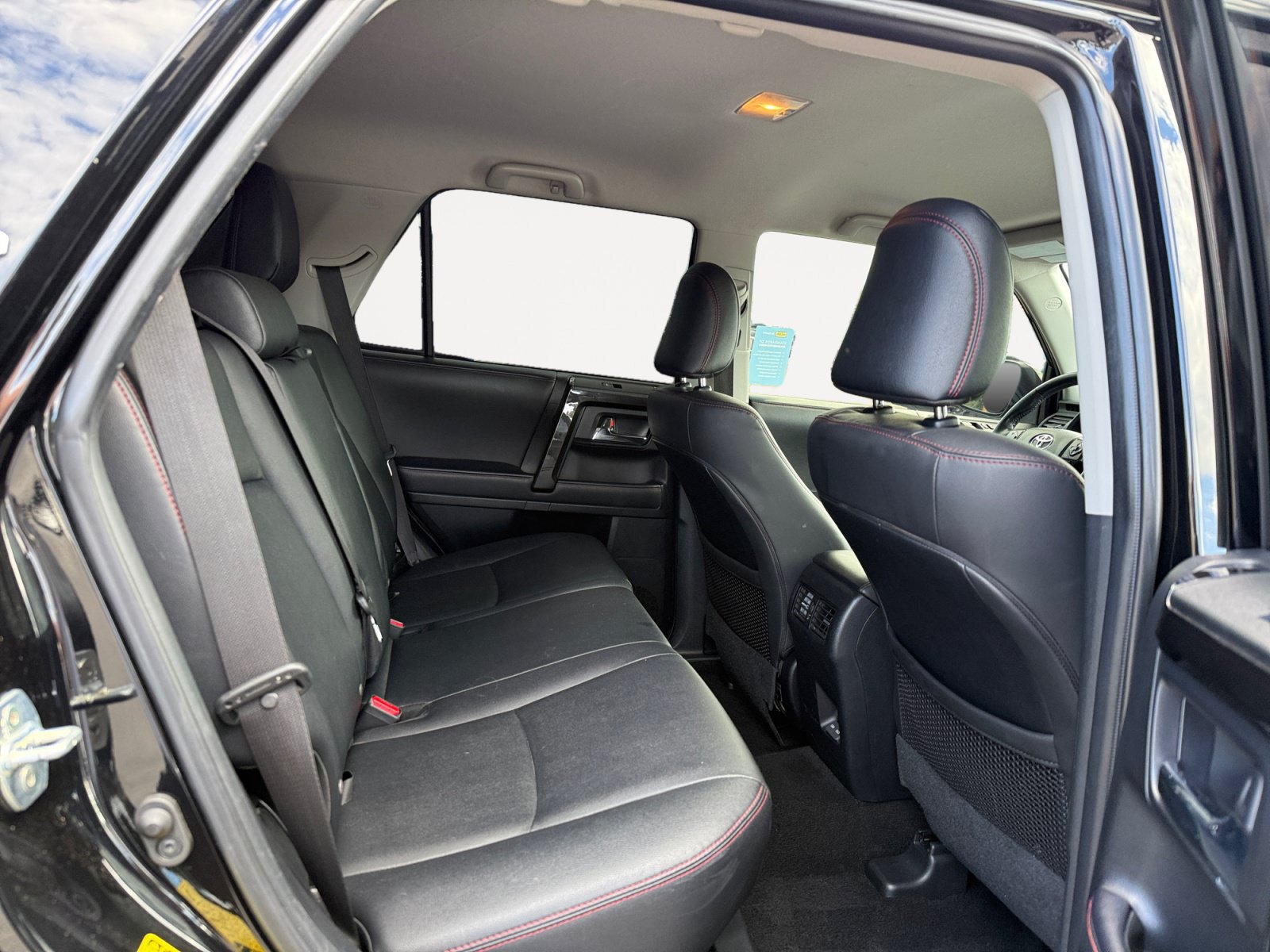 Used 2024 Toyota 4Runner TRD Off-Road Premium AWD/4WD image 18