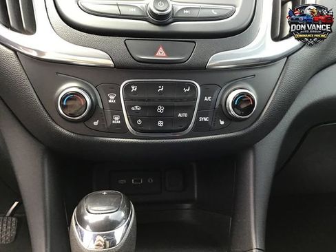 Used 2020 Chevrolet Equinox LT AWD/4WD image 21