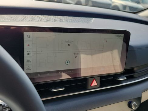New 2026 Kia Carnival EX FWD image 31