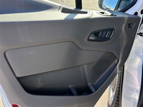 New 2026 Ford Transit 250 148 Medium Roof image 21