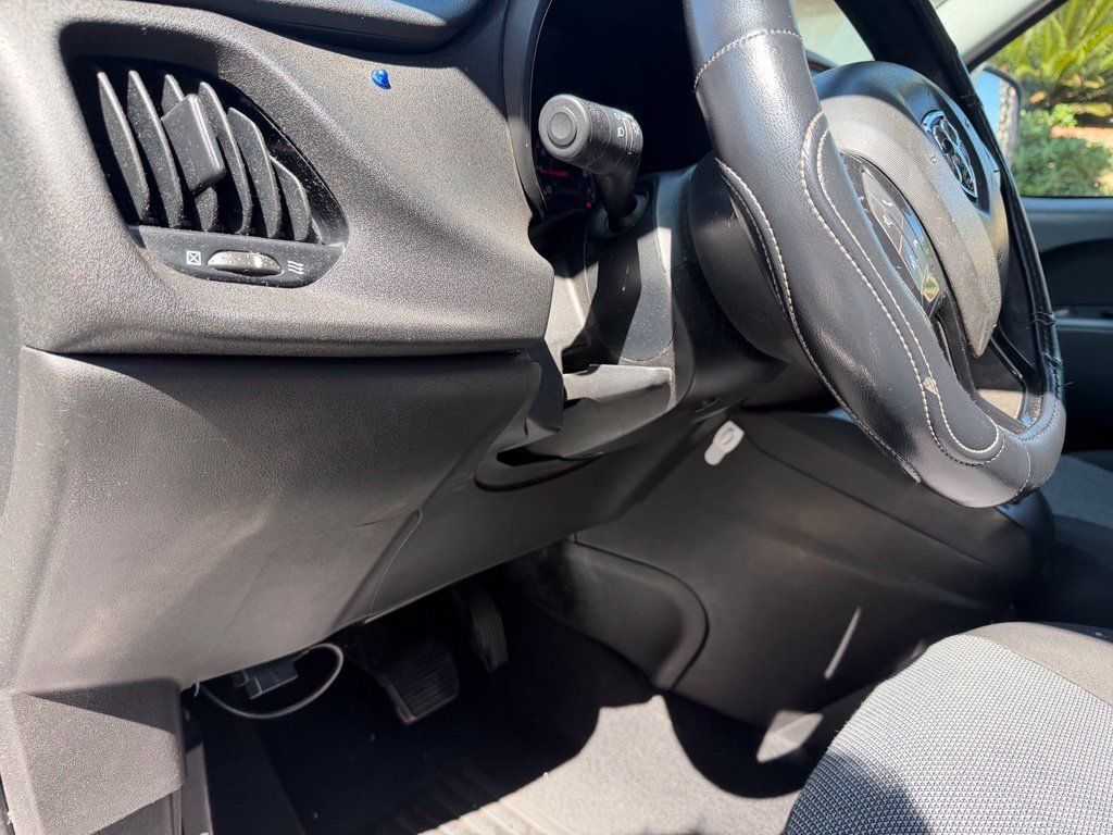 Used 2018 RAM ProMaster City Tradesman FWD image 24