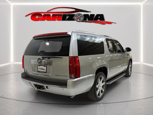 Used 2011 Cadillac Escalade ESV Luxury AWD/4WD image 10