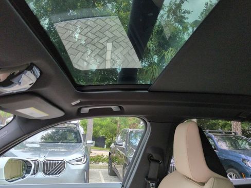 New 2025 BMW X3 xDrive30i w/ Convenience Package AWD/4WD image 20