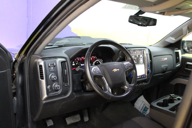 Used 2017 Chevrolet Silverado 1500 LT w/ Midnight Edition AWD/4WD image 14