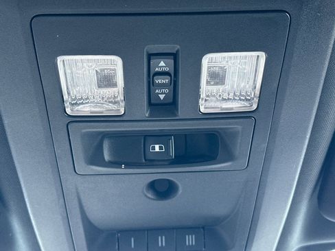 Used 2017 RAM 1500 Limited image 22