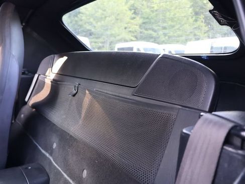 Used 2005 MAZDA MX-5 Miata w/ Convenience Pkg RWD image 18