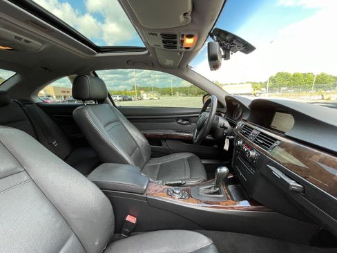 Used 2010 BMW 328i xDrive Coupe AWD/4WD image 25