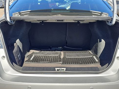 Used 2025 Nissan Versa SV w/ Trunk Package image 12