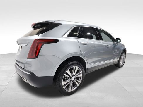 Certified 2025 Cadillac XT5 Premium Luxury image 4