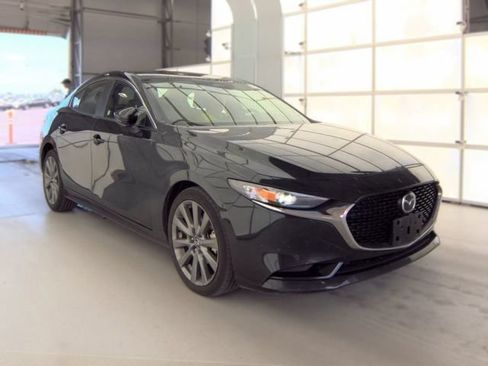 Used 2025 MAZDA MAZDA3 s FWD image 3