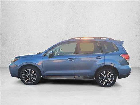 Used 2017 Subaru Forester 2.0XT Touring w/ Popular Package #2 image 8