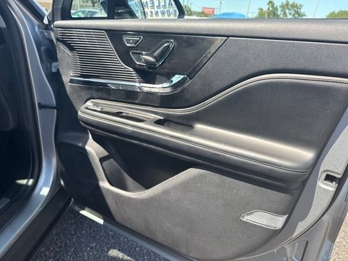 Certified 2022 Lincoln Corsair FWD image 24