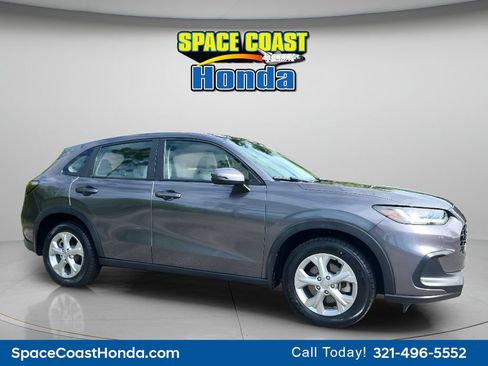 Used 2023 Honda HR-V LX image 12