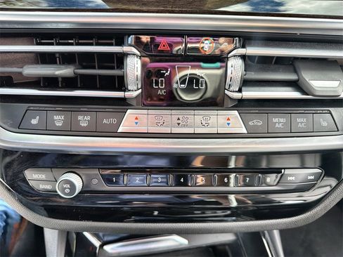 Used 2024 BMW X3 xDrive30i w/ Premium Essential Package image 17