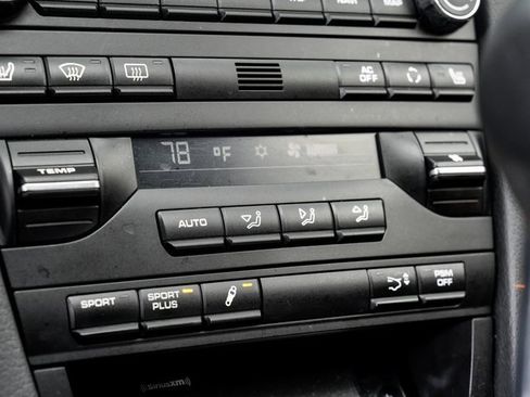 Used 2011 Porsche 911 Carrera S image 19