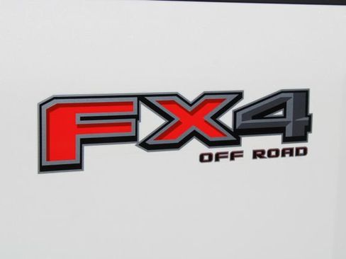 Used 2023 Ford F250 Lariat w/ Lariat Ultimate Package image 19