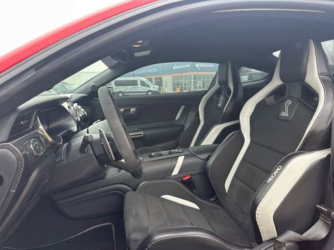 Used 2021 Ford Mustang Shelby GT500 w/ Technology Package RWD image 6