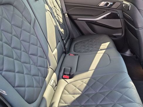 New 2026 BMW X5 xDrive40i w/ Executive Package AWD/4WD image 18