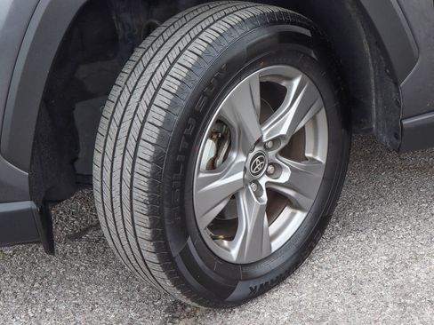 Used 2024 Toyota RAV4 XLE FWD image 17