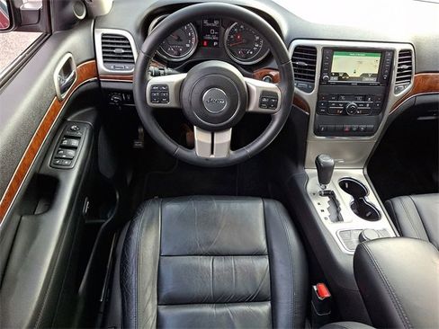 Used 2013 Jeep Grand Cherokee Limited image 13