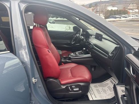 Used 2023 MAZDA CX-9 Carbon Edition image 17