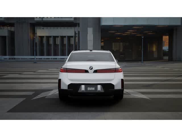 New 2027 BMW 740i RWD image 5