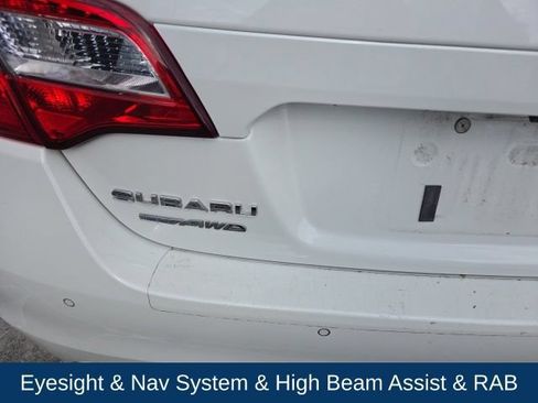 Used 2017 Subaru Legacy 3.6R Limited AWD/4WD image 10