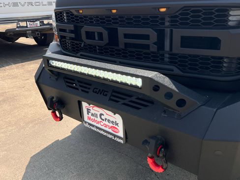 Used 2004 Ford F350 Lariat image 98