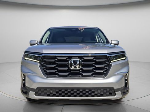 Certified 2025 Honda Pilot EX-L image 5