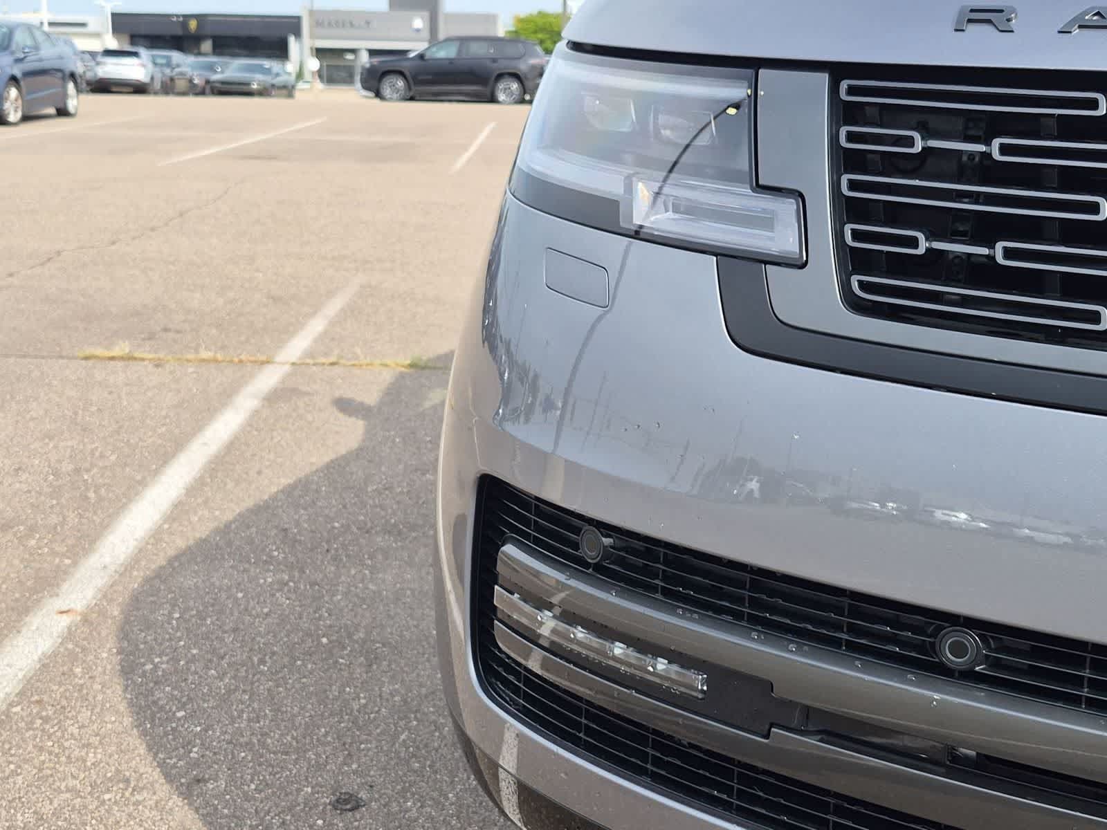 New 2026 Land Rover Range Rover SE AWD/4WD image 10