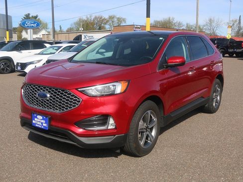 Certified 2024 Ford Edge SEL w/ Convenience Package AWD/4WD image 9