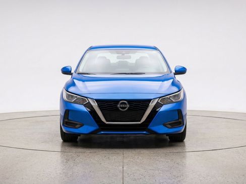 Used 2025 Nissan Sentra SV image 2