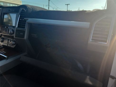 Used 2017 Ford F350 King Ranch w/ King Ranch Ultimate Package image 31