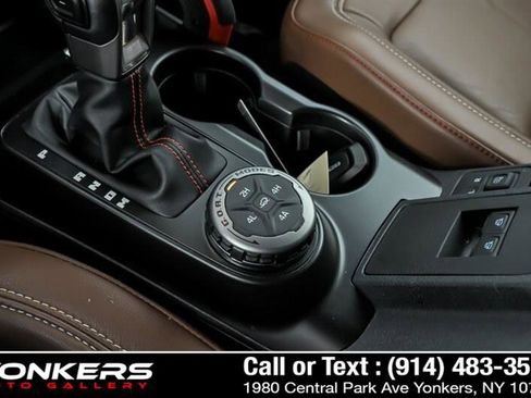 Used 2023 Ford Bronco Heritage Edition AWD/4WD image 20