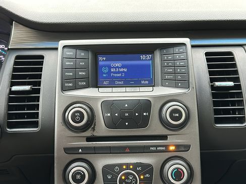 Used 2019 Ford Flex SE FWD image 19