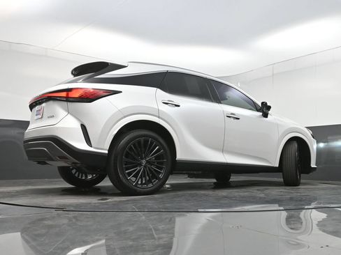 Used 2024 Lexus RX 350 Premium w/ Convenience Package FWD image 31