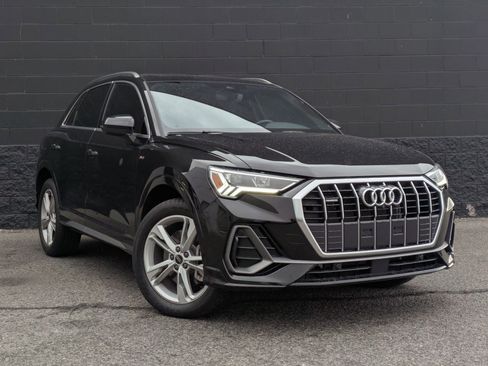 Certified 2023 Audi Q3 2.0T Premium Plus w/ Premium Plus Package image 3